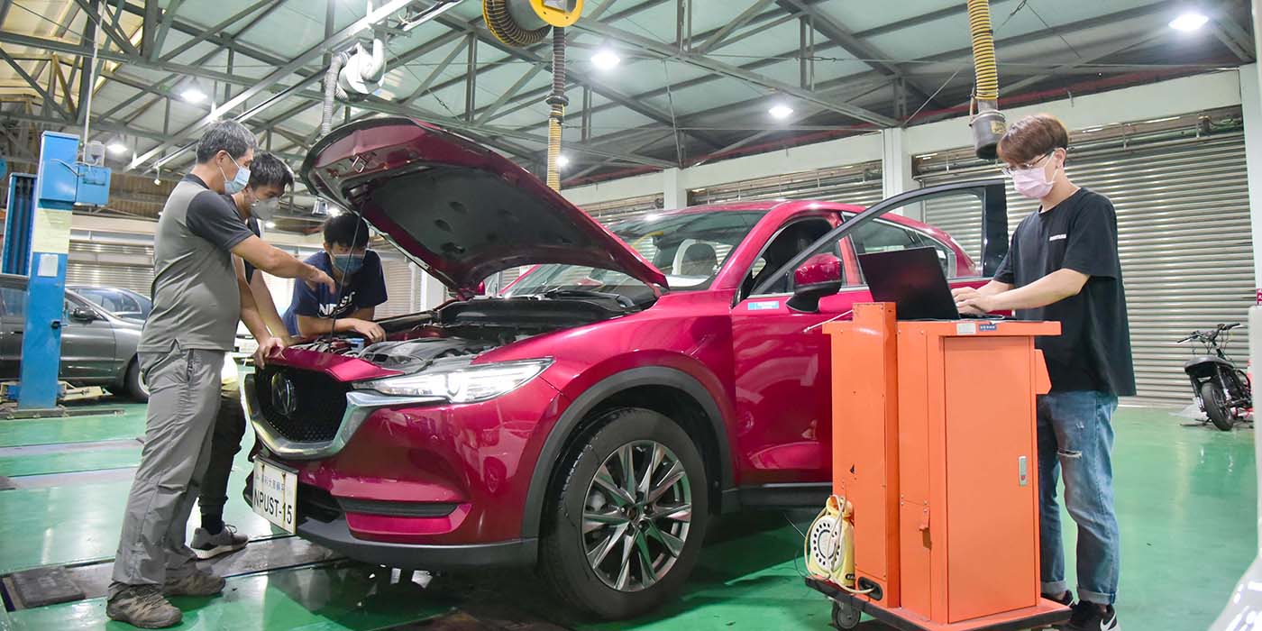 MAZDA MOTOR TAIWAN捐贈CX-5車款與車輛系攜手育成技職人才